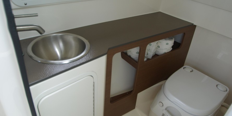 Sea ray 260 bow rider select