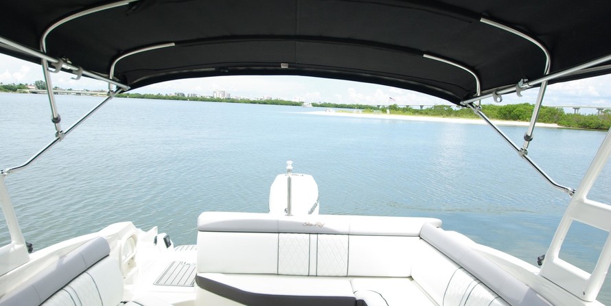 Sea ray 260 bow rider select