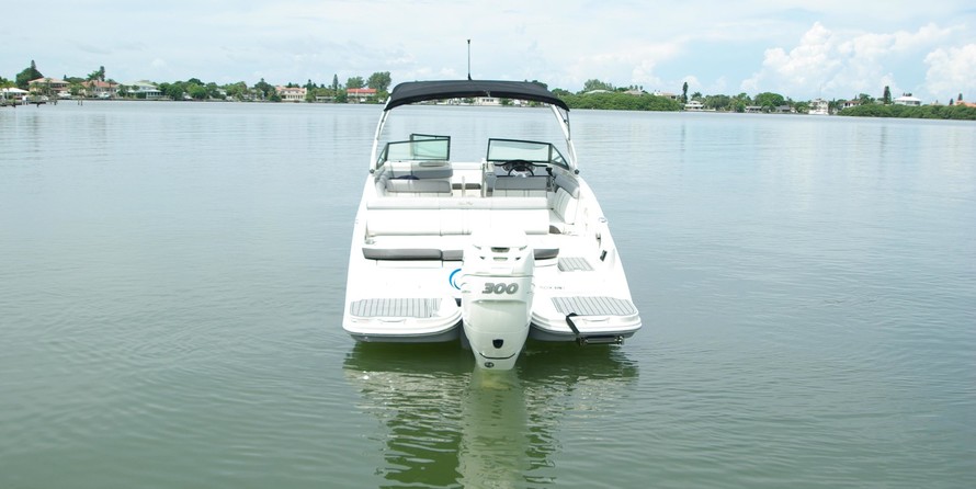 Sea ray 260 bow rider select