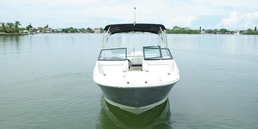 Sea ray 260 bow rider select