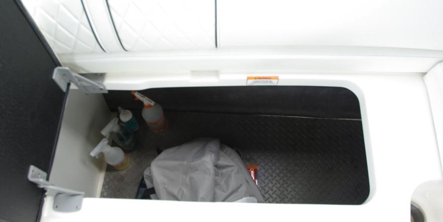 Sea ray 260 bow rider select