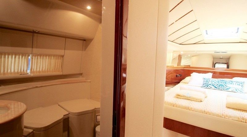 Ferretti 175