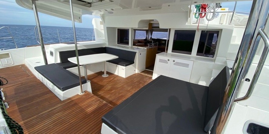 Lagoon 450 F