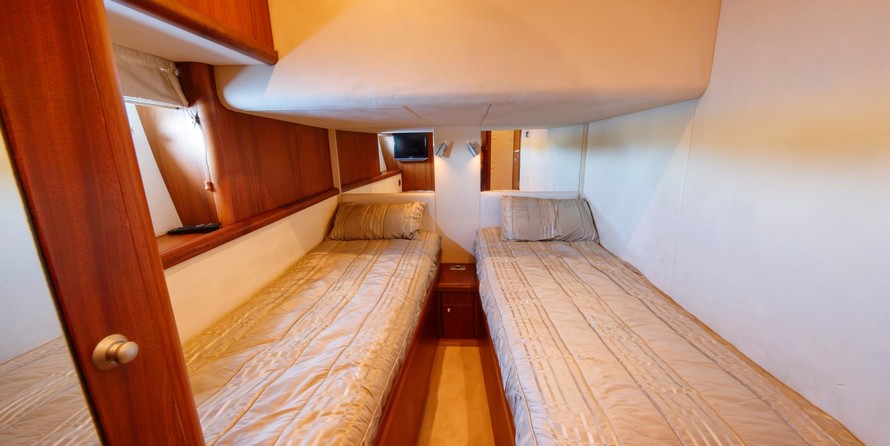 Sunseeker Predator 72