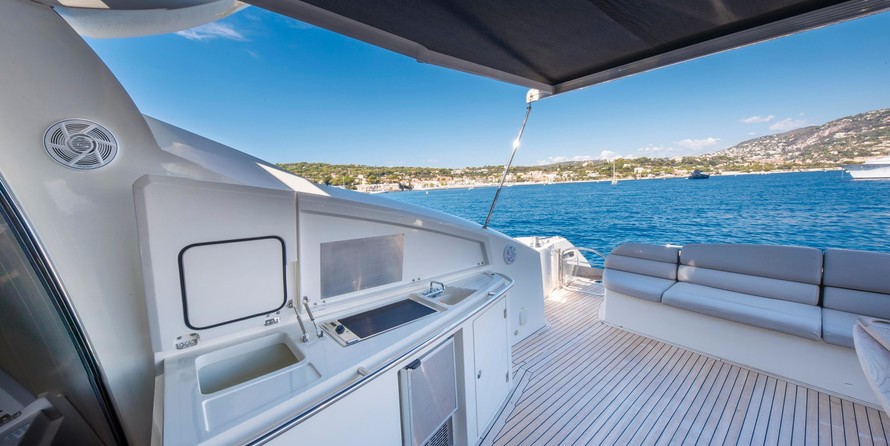 Sunseeker Predator 72