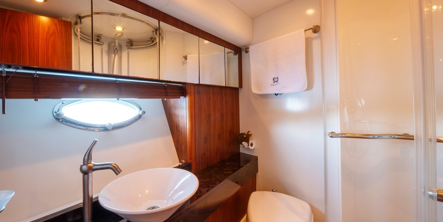 Sunseeker Predator 72