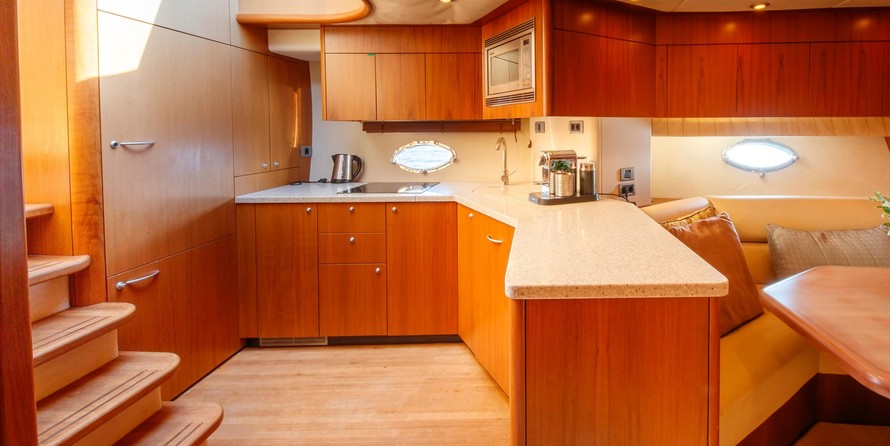 Sunseeker Predator 72