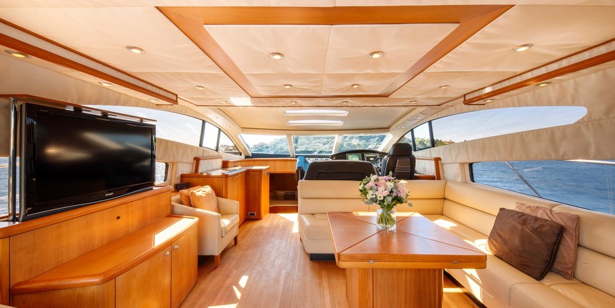 Sunseeker Predator 72