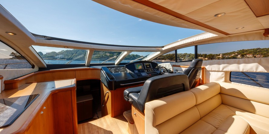 Sunseeker Predator 72