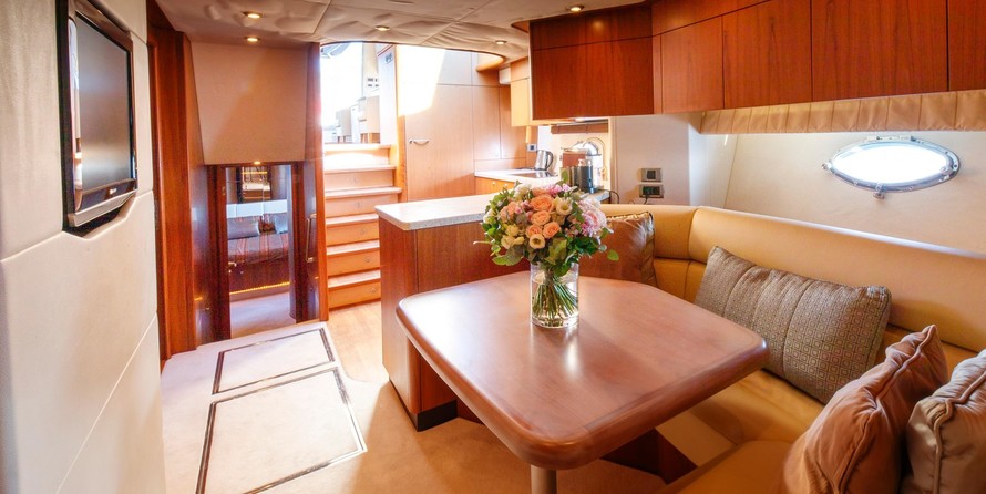 Sunseeker Predator 72