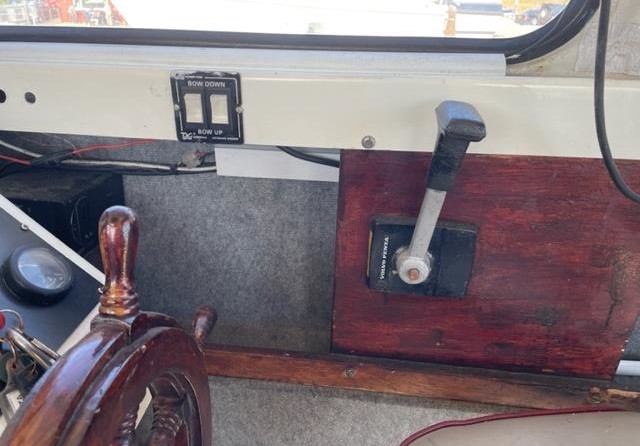 Hardy Marine 24 Fishing