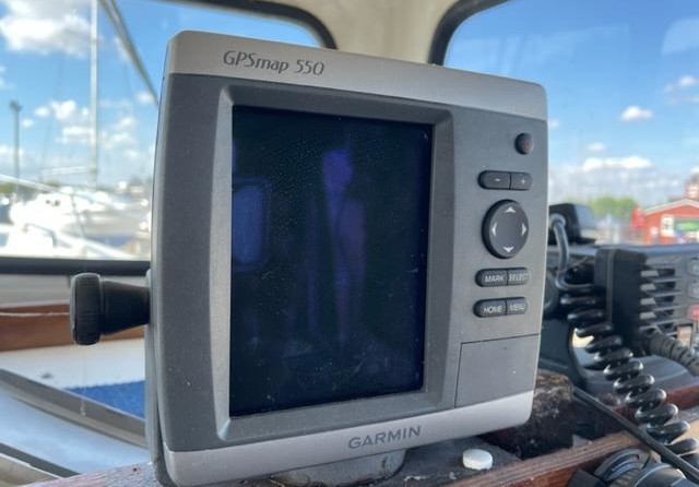 Hardy Marine 24 Fishing