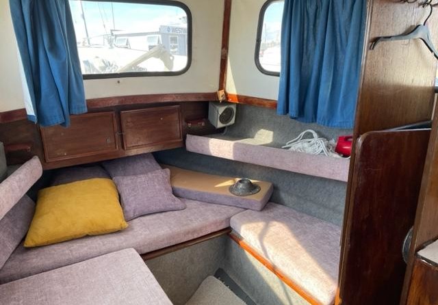 Hardy Marine 24 Fishing