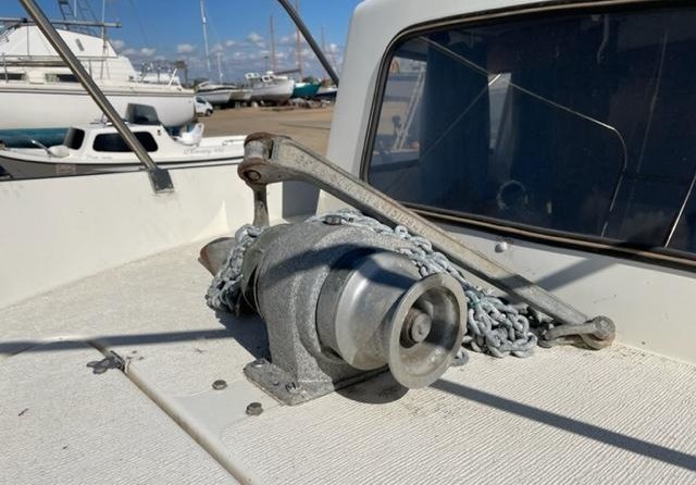 Hardy Marine 24 Fishing