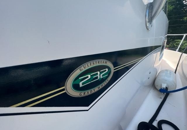 Grady-White Gulfstream 232