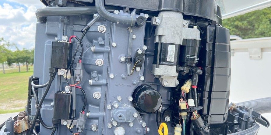 Cobia 217 center console