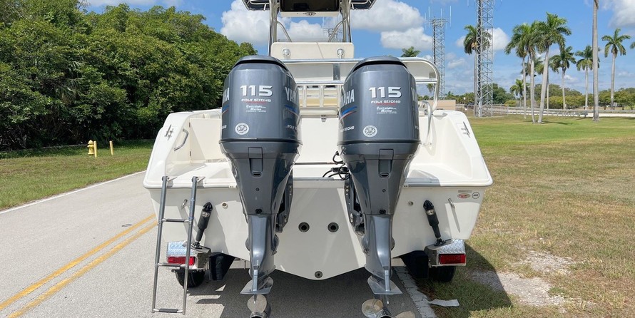 Cobia 217 center console