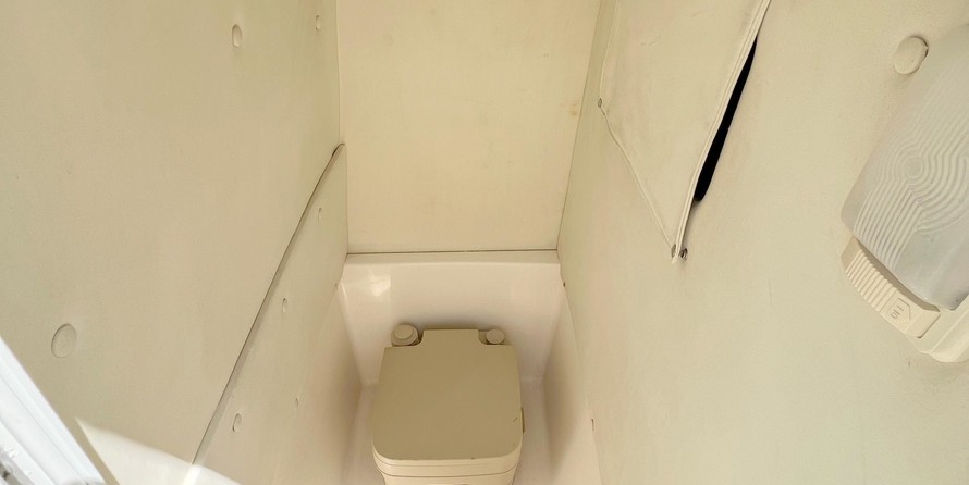 Cobia 217 center console