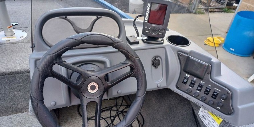 Lund Boats 1625 Fury XL SS