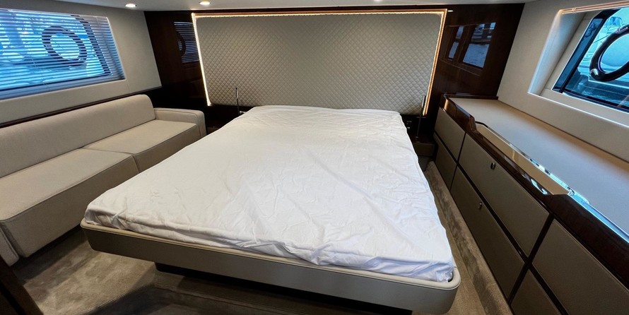 Fairline 50 Squadron