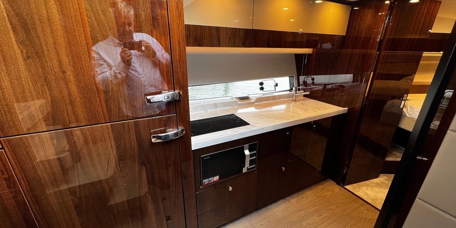 Fairline 50 Squadron