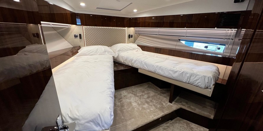 Fairline 50 Squadron