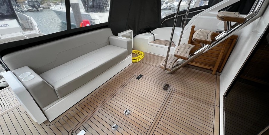 Fairline 50 Squadron