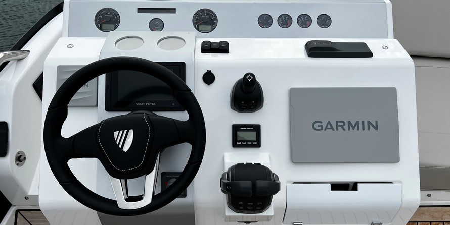 Fairline 50 Squadron