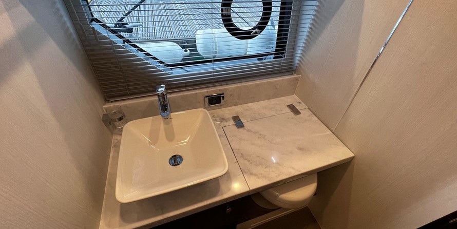 Fairline 50 Squadron