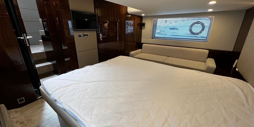 Fairline 50 Squadron