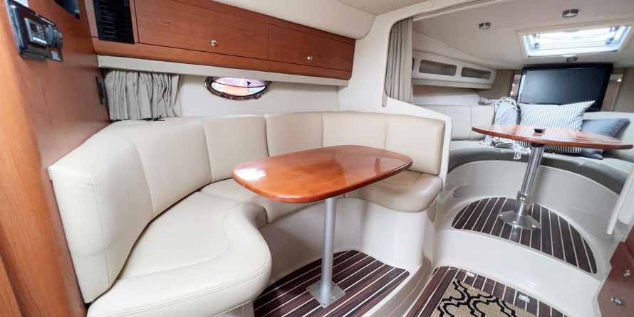 Chaparral 290 Signature