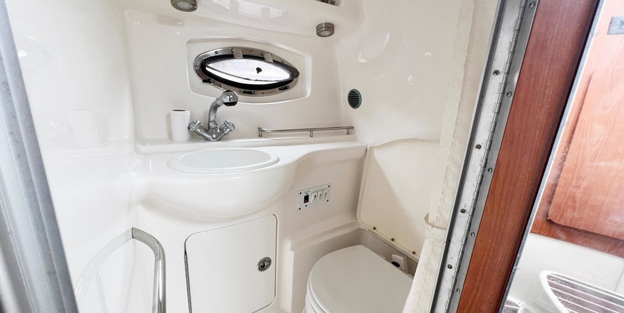 Chaparral 290 Signature