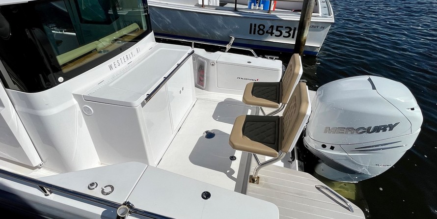 Axopar 28 Cabin