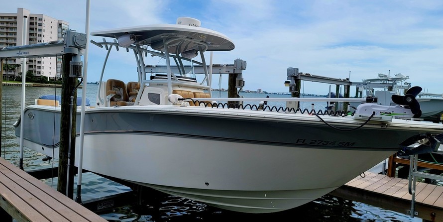 288 Sea Fox Commander