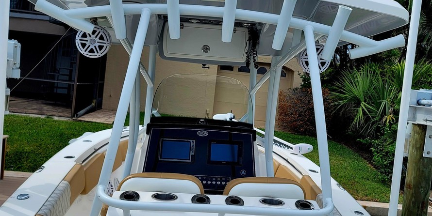 288 Sea Fox Commander