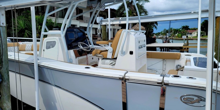 288 Sea Fox Commander