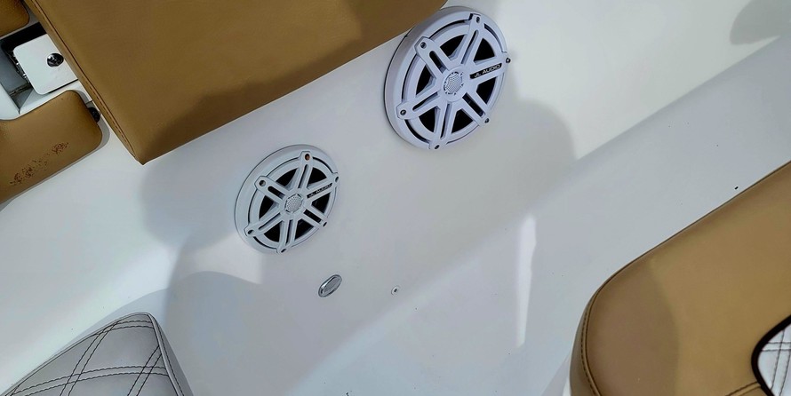 288 Sea Fox Commander