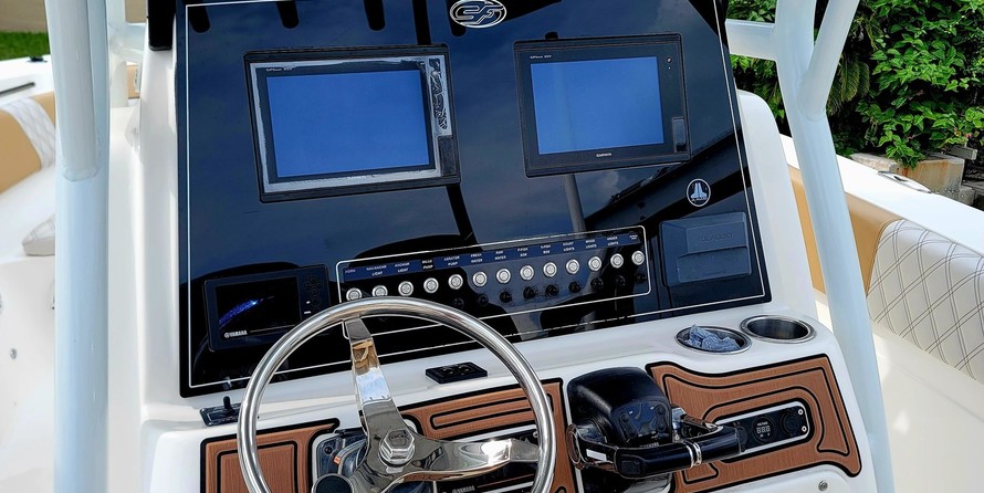 288 Sea Fox Commander