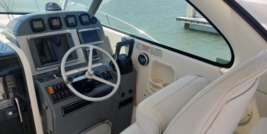 Pursuit 3370 Offshore