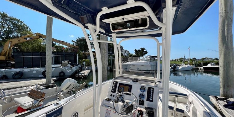 Robalo 222EX
