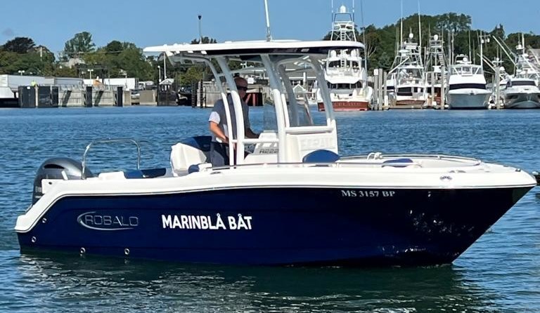 Robalo 222EX