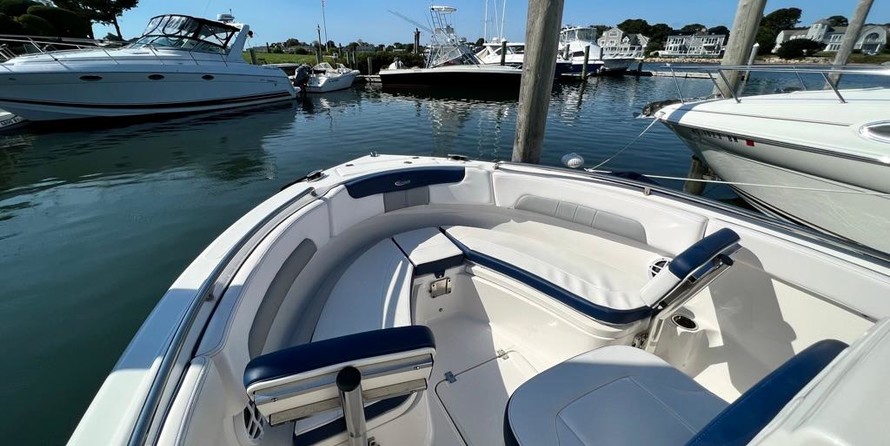 Robalo 222EX