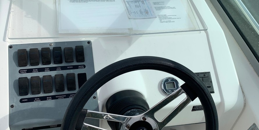 Sea ray 270 sundancer