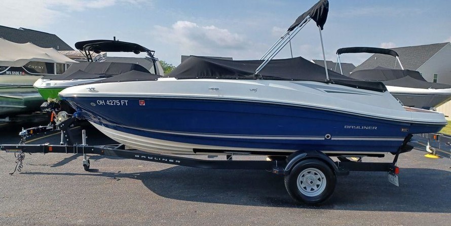 Bayliner VR5 BOWRIDER