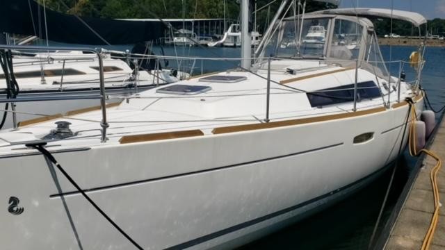 Beneteau Oceanis 34