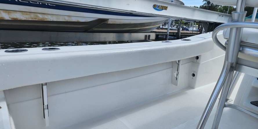 Sea Fox 246 Commander