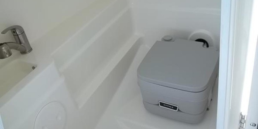 Boston Whaler 230 Vantage