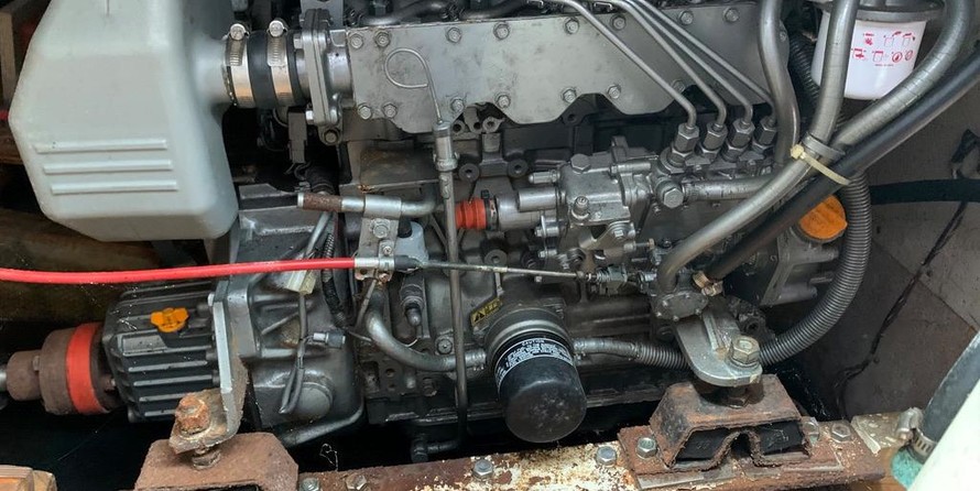 Cascade Center Cockpit