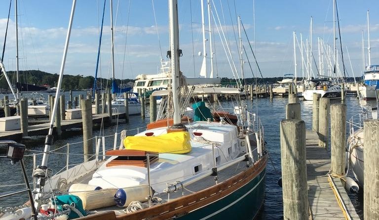 Cascade Center Cockpit