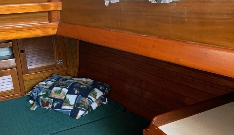 Cascade Center Cockpit